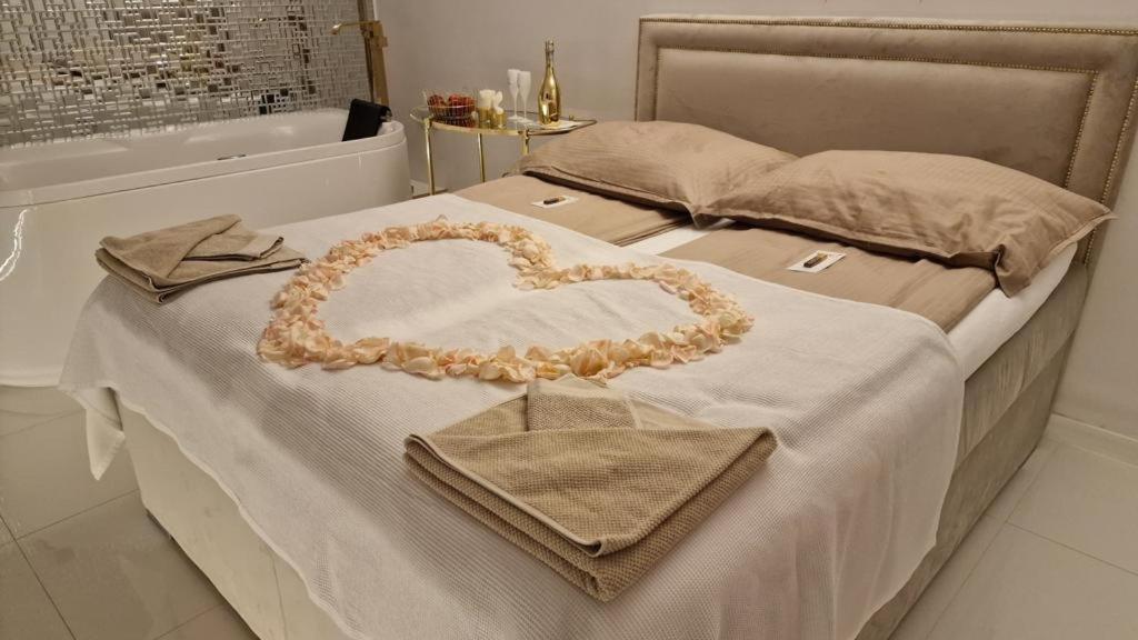 Apartament Sauna&jacuzzi Gold Solny Apartment
